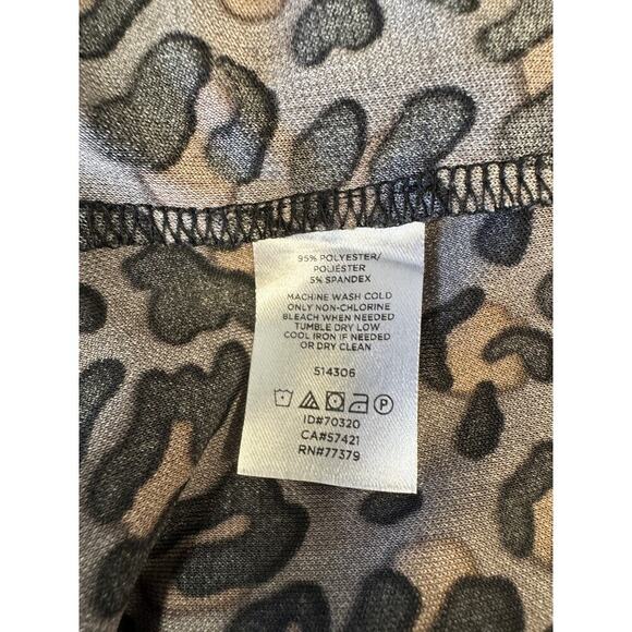 Ann Taylor Long Sleeve Square Neck Animal Print Women Blouse Size Med - Picture 8 of 8